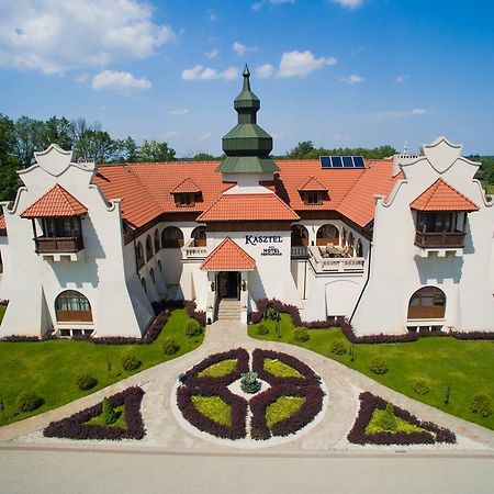 Hotel Kasztel Rzezawa Экстерьер фото