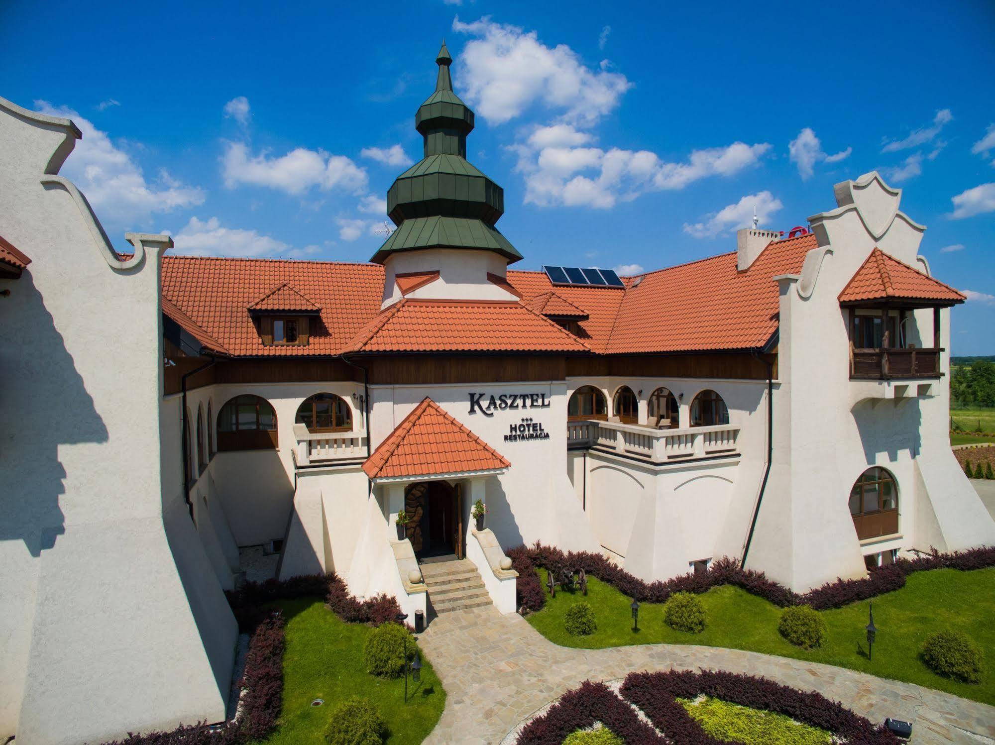 Hotel Kasztel Rzezawa Экстерьер фото